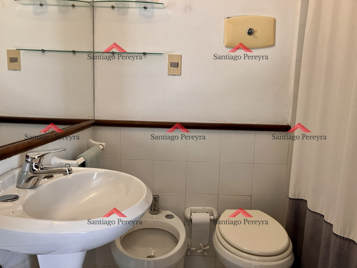 Apartamento ID.8920 - Apartamento en la Brava 3 dormitorios con terraza y cochera