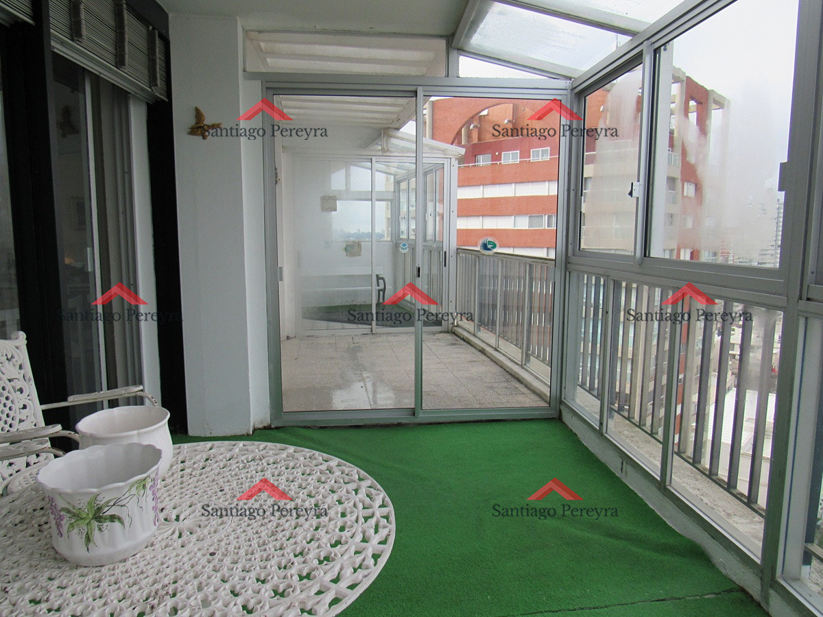 Apartamento ID.15113 - Penthouse en Península 1 dormitorio con gran balcón