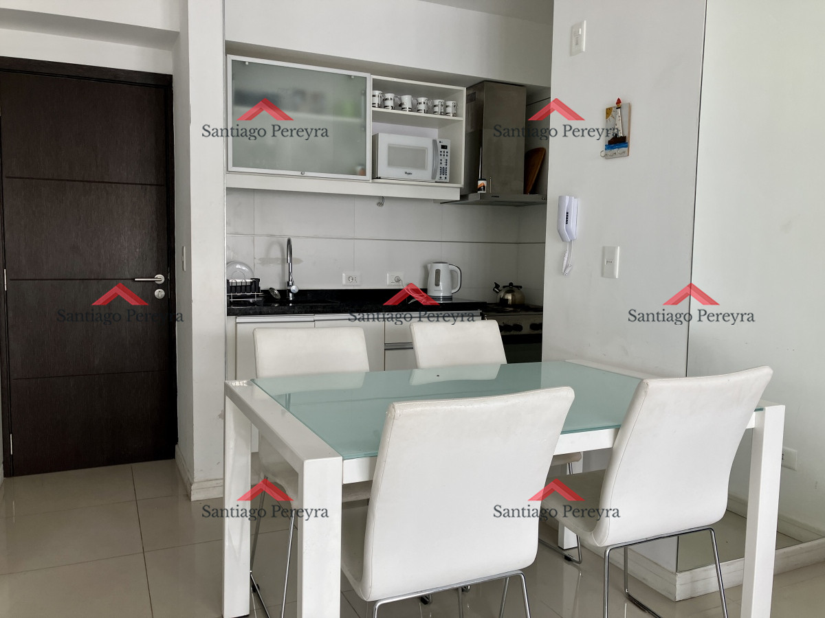 Apartamento ID.15010 - Apartamento en Península 1 dormitorio con garage