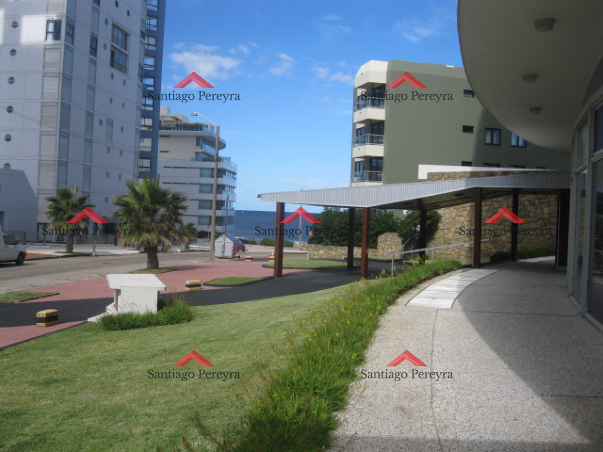 Apartamento ID.13411 - Se vende apartamento en península 1 dormitorio con garaje y terraza