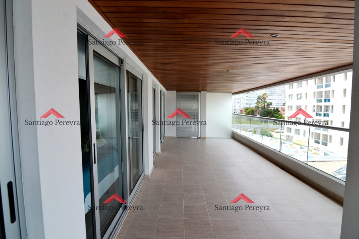 Apartamento ID.13796 - Moderno apartamento en venta, 2 dormitorios, excelentes amenities, brava, terraza