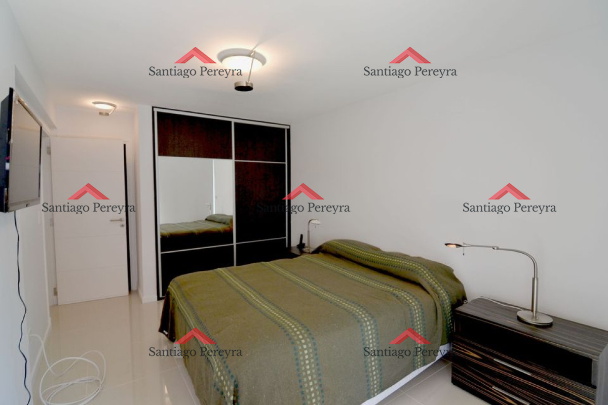 Apartamento ID.13797 - Apartamento en la Brava 2 y 1/2 dormitorios con terraza y garage