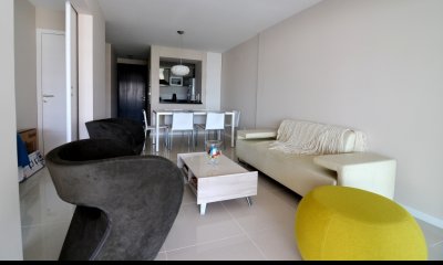 Moderno apartamento en venta, 2 dormitorios, excelentes amenities, brava, terraza