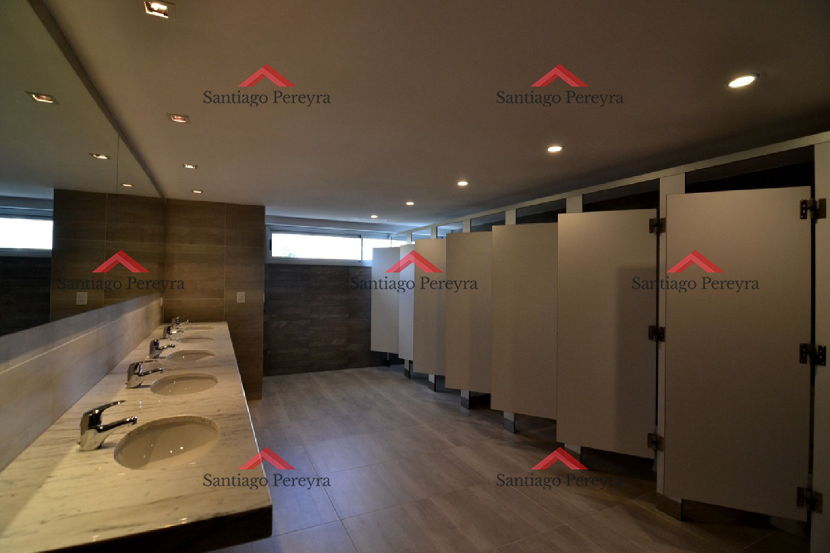Apartamento ID.13797 - Apartamento en la Brava 2 y 1/2 dormitorios con terraza y garage
