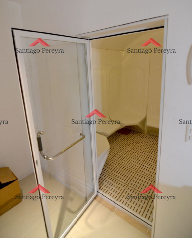 Apartamento ID.13797 - Apartamento en la Brava 2 y 1/2 dormitorios con terraza y garage