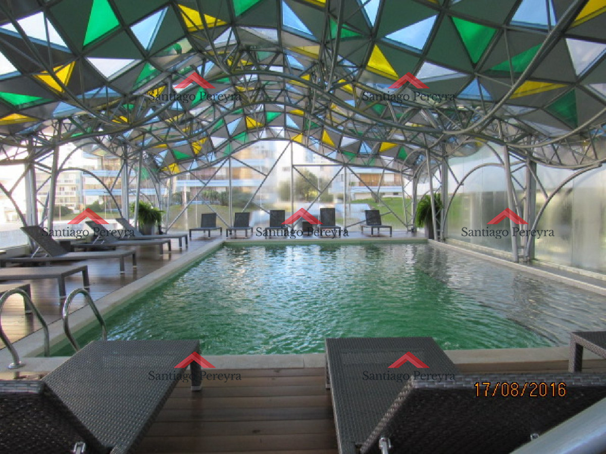 Apartamento ID.13797 - Apartamento en la Brava 2 y 1/2 dormitorios con terraza y garage
