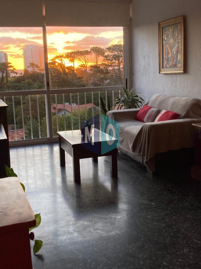 Apartamento ID.267 - Venta - 3 dormitorios, bajos gastos. 