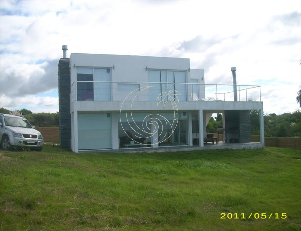 Casa ID.21092519 - Casa en Punta Piedras 3 dormitorios en 2 plantas