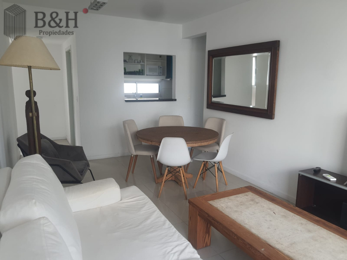 Apartamento ID.7250 - En plena Peninsula y a pasos del Puerto en el Casco Viejo
