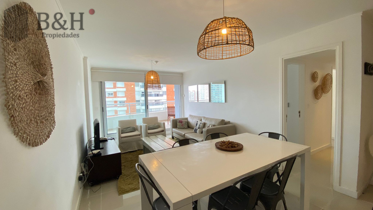 Apartamento ID.3314 - Apartamento en Brava 2 dormitorios con terraza y garage