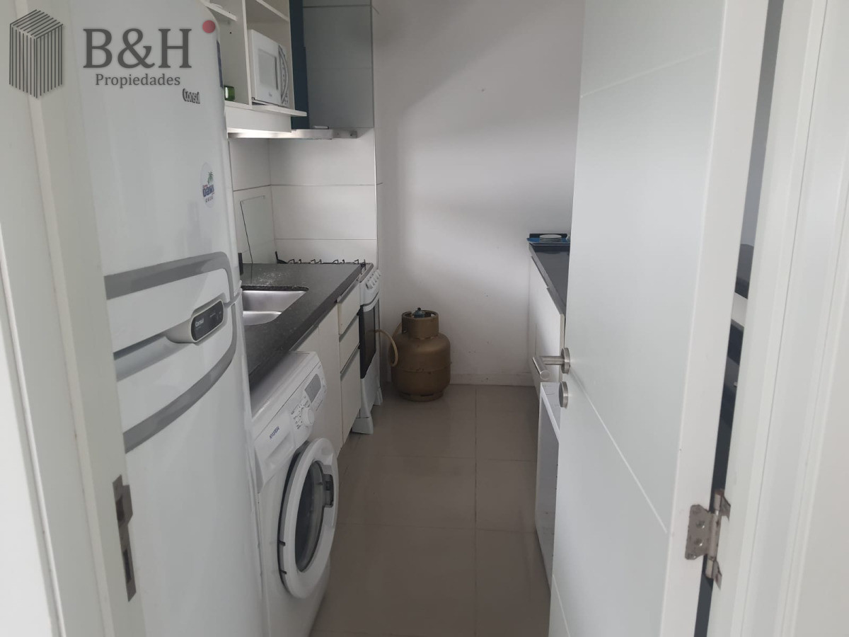 Apartamento ID.7250 - En plena Peninsula y a pasos del Puerto en el Casco Viejo