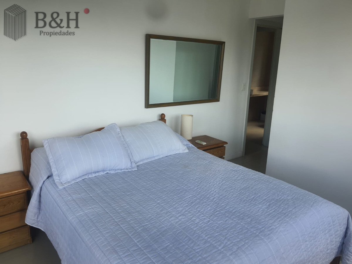 Apartamento ID.7250 - En plena Peninsula y a pasos del Puerto en el Casco Viejo