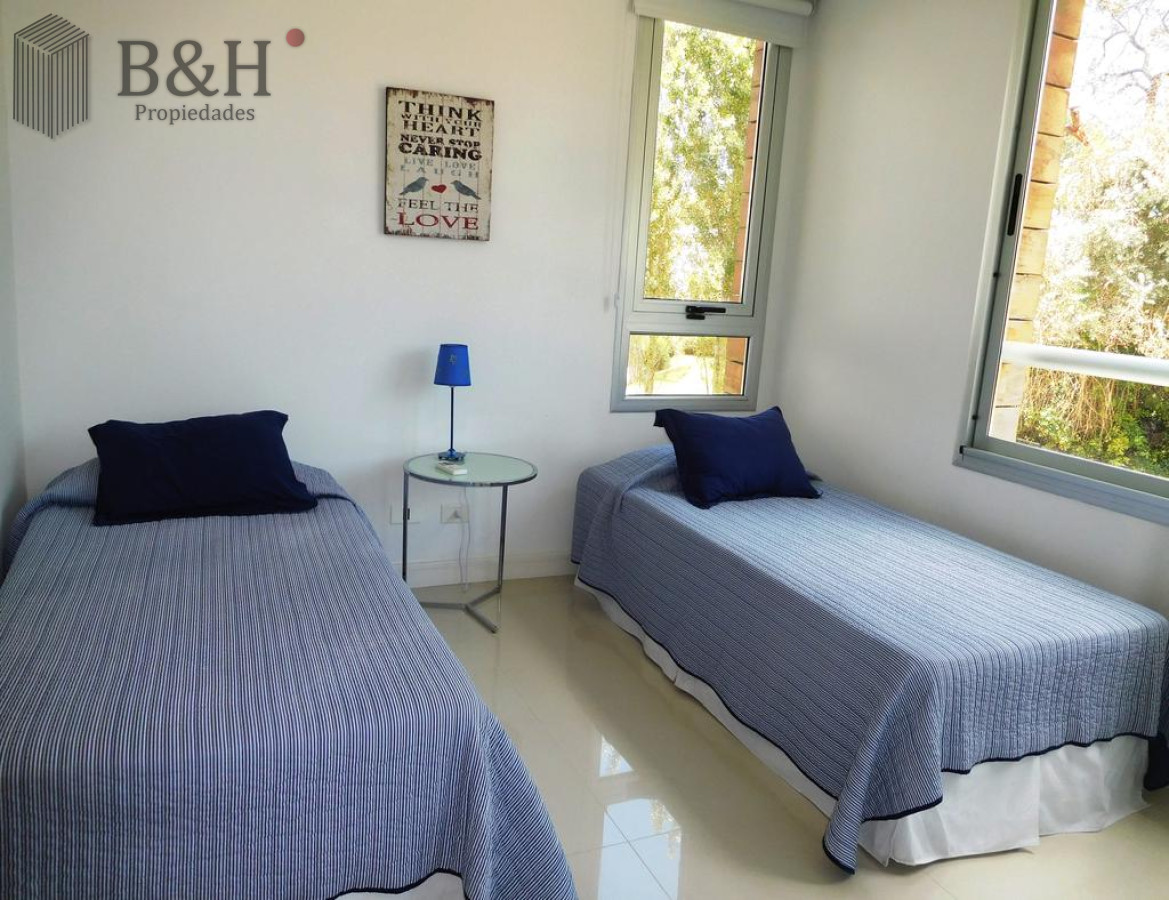 Apartamento ID.5463 - Apartamento en Brava 2 dormitorios 2 baños, garage