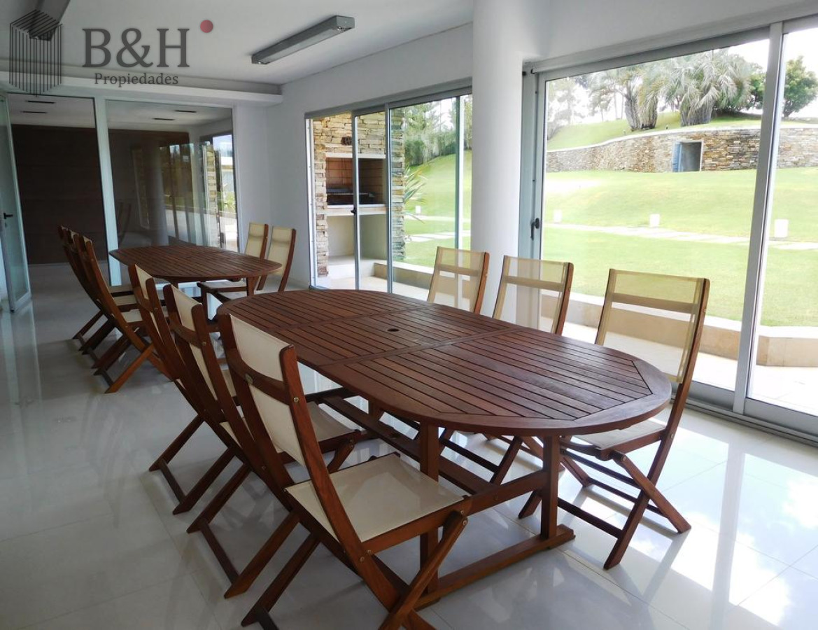 Apartamento ID.5463 - Apartamento en Brava 2 dormitorios 2 baños, garage