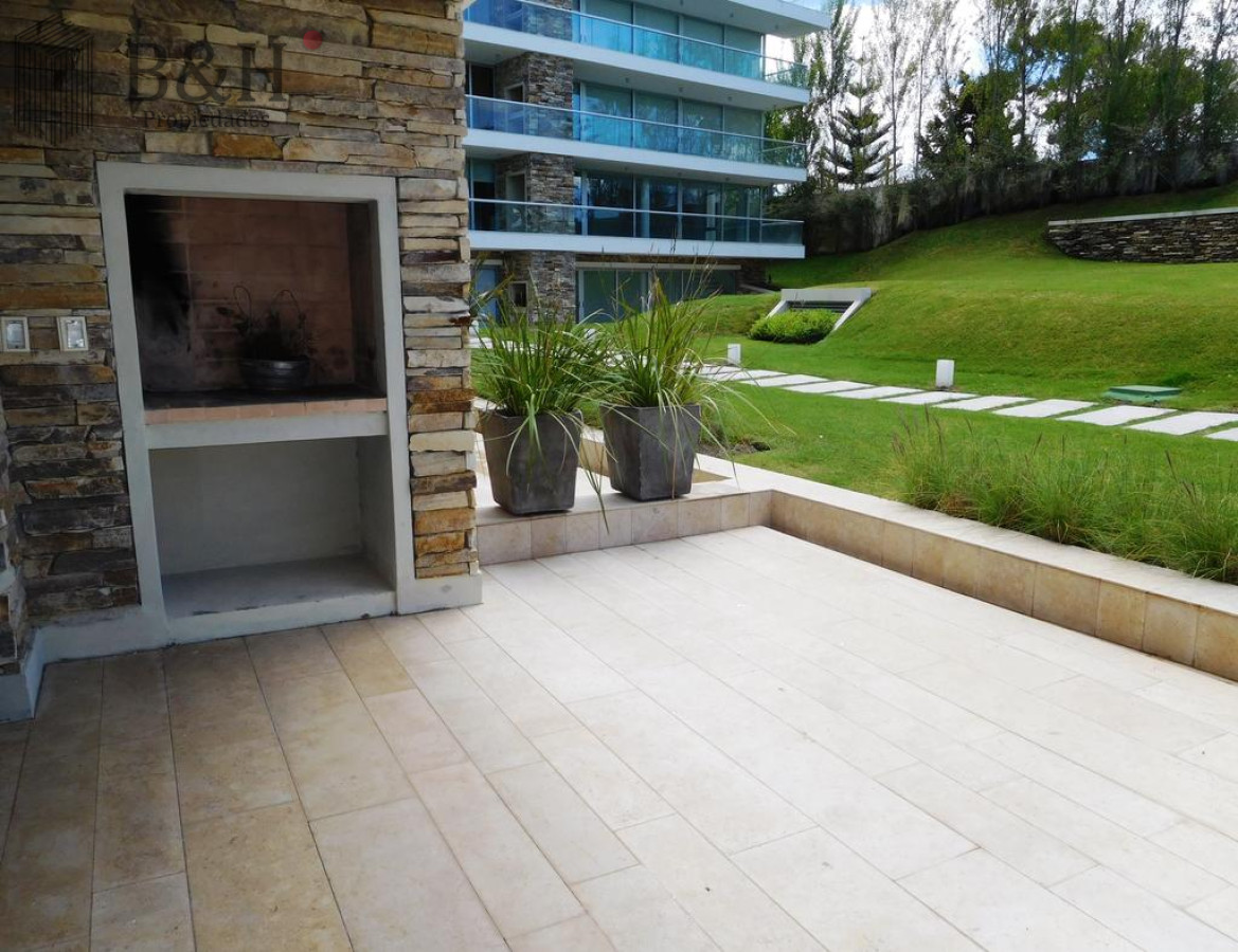 Apartamento ID.5463 - Apartamento en Brava 2 dormitorios 2 baños, garage