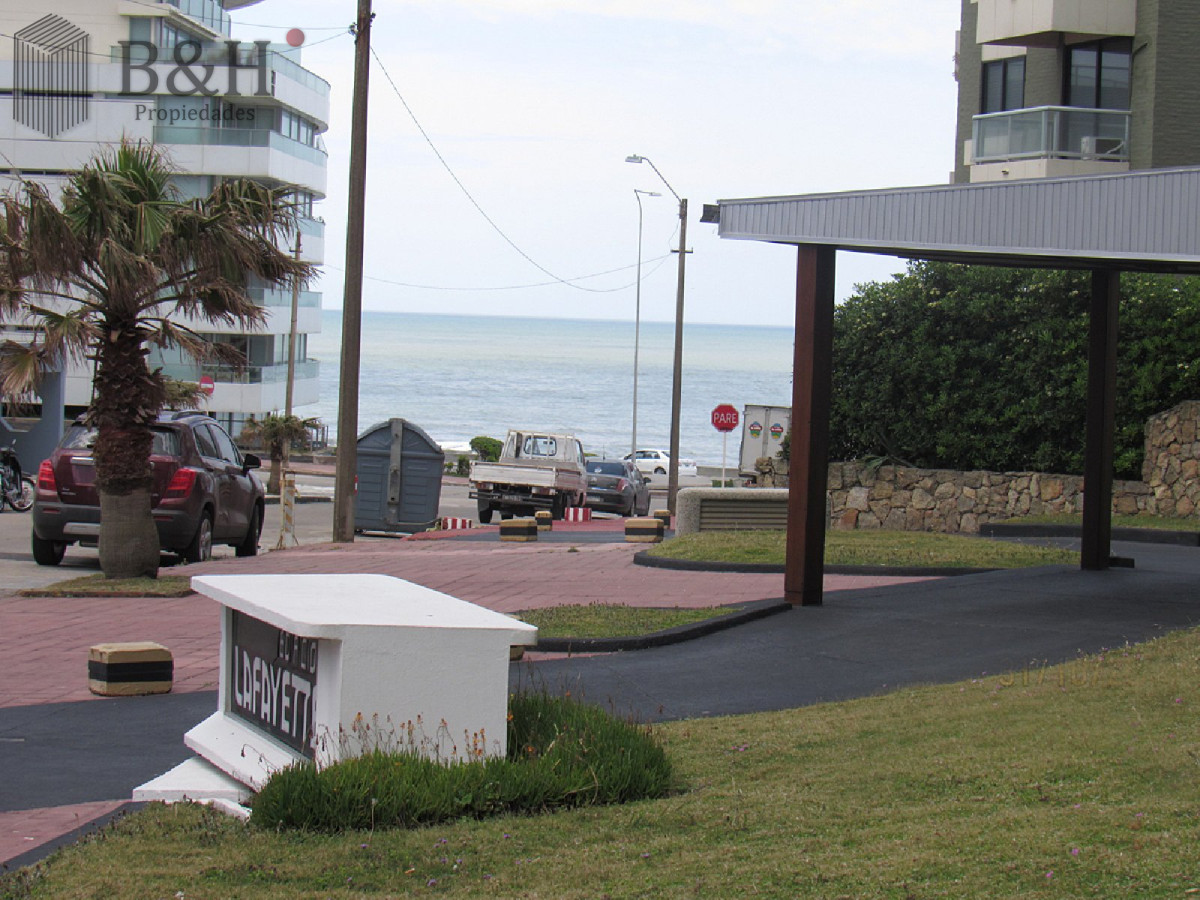Apartamento ID.7348 - Apartamento en Península 2 dormitorios y servicio