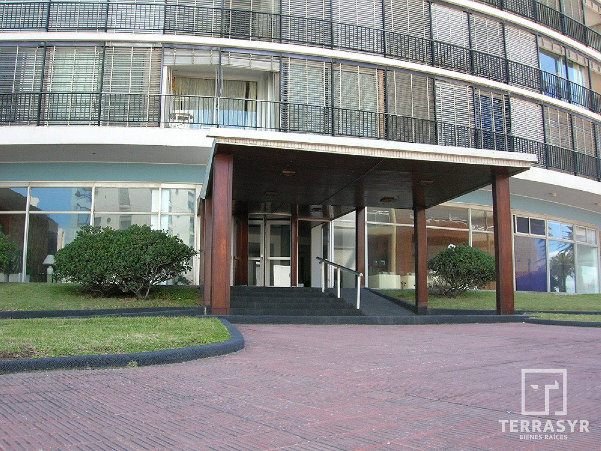 Apartamento ID.529 - Depto en el corazón de la península!! Hermosa vista al puerto !
