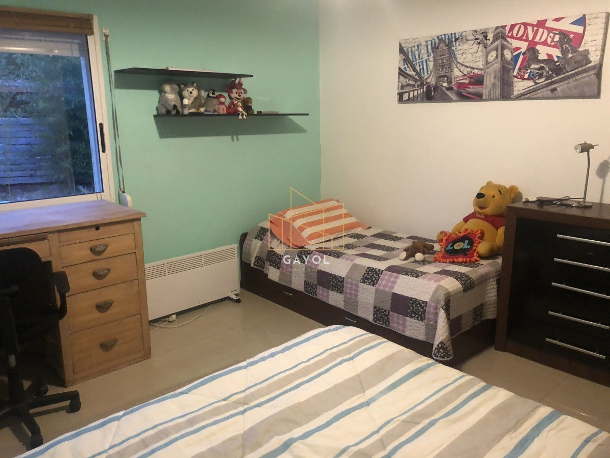 Casa ID.400 - Casa en barrio privado en Jardines de Córdoba 4 dormitorios con parrillero