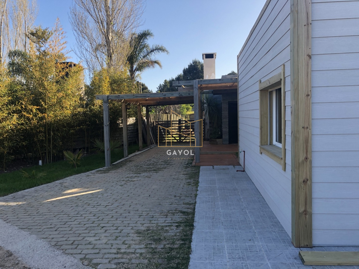 Casa ID.400 - Casa en barrio privado en Jardines de Córdoba 4 dormitorios con parrillero
