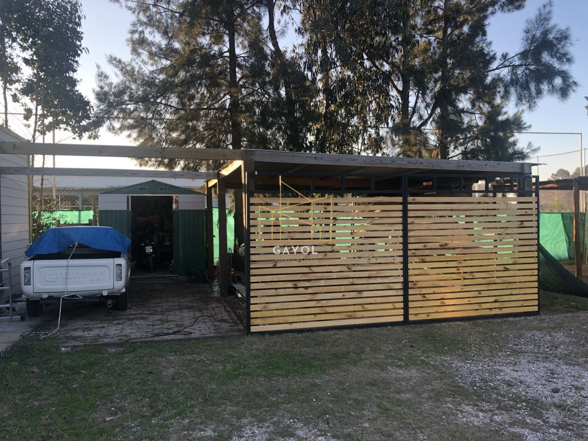 Casa ID.400 - Casa en barrio privado en Jardines de Córdoba 4 dormitorios con parrillero