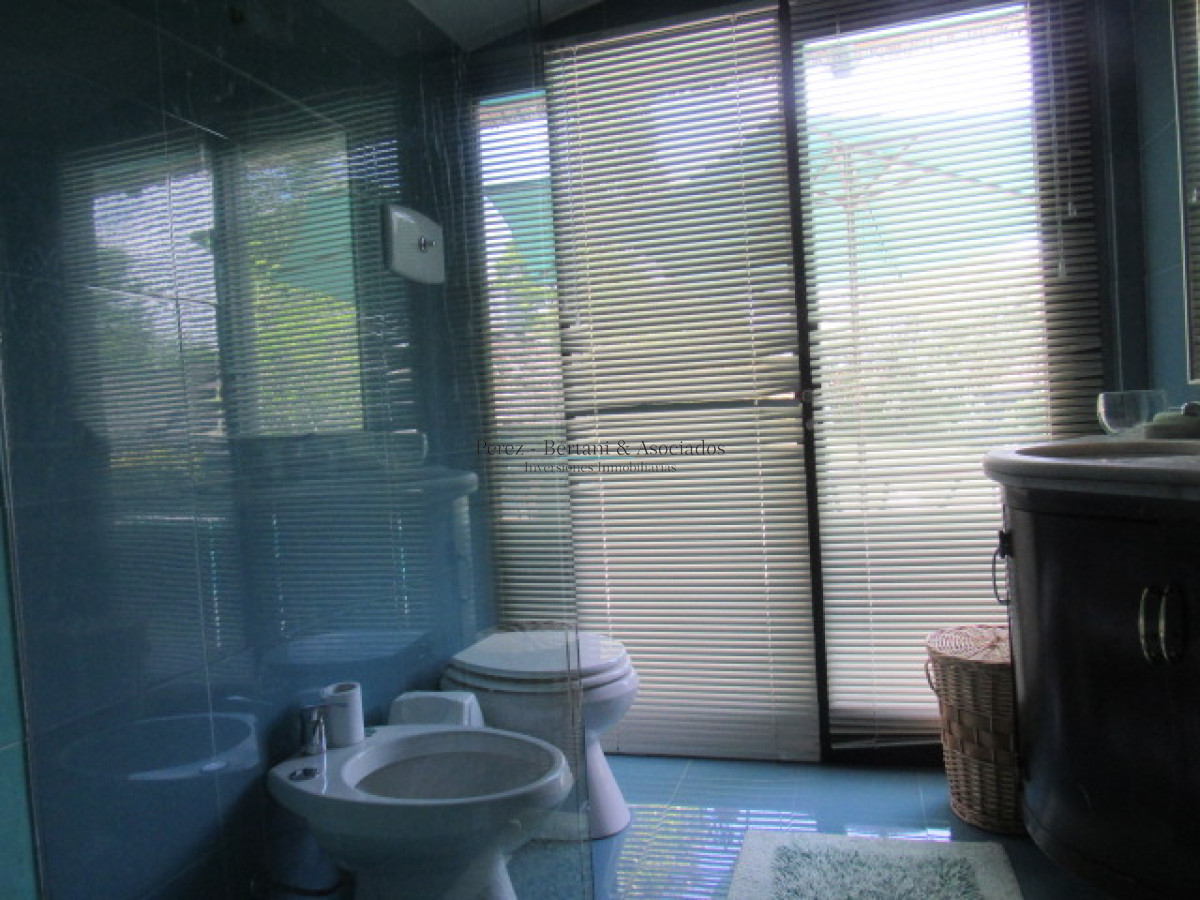 Casa ID.773 - Casa en Pinares 3 dormitorios con piscina y parrillero