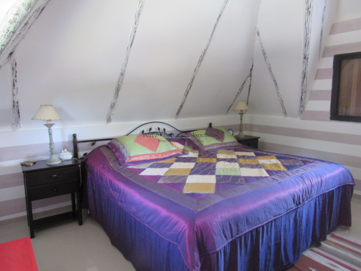 Casa ID.773 - Casa en Pinares 3 dormitorios con piscina y parrillero
