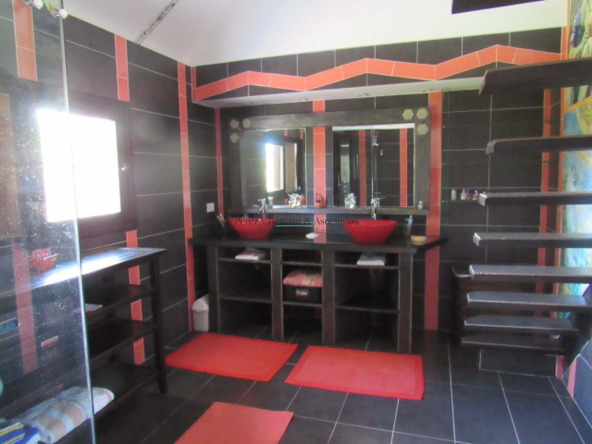 Casa ID.773 - Casa en Pinares 3 dormitorios con piscina y parrillero