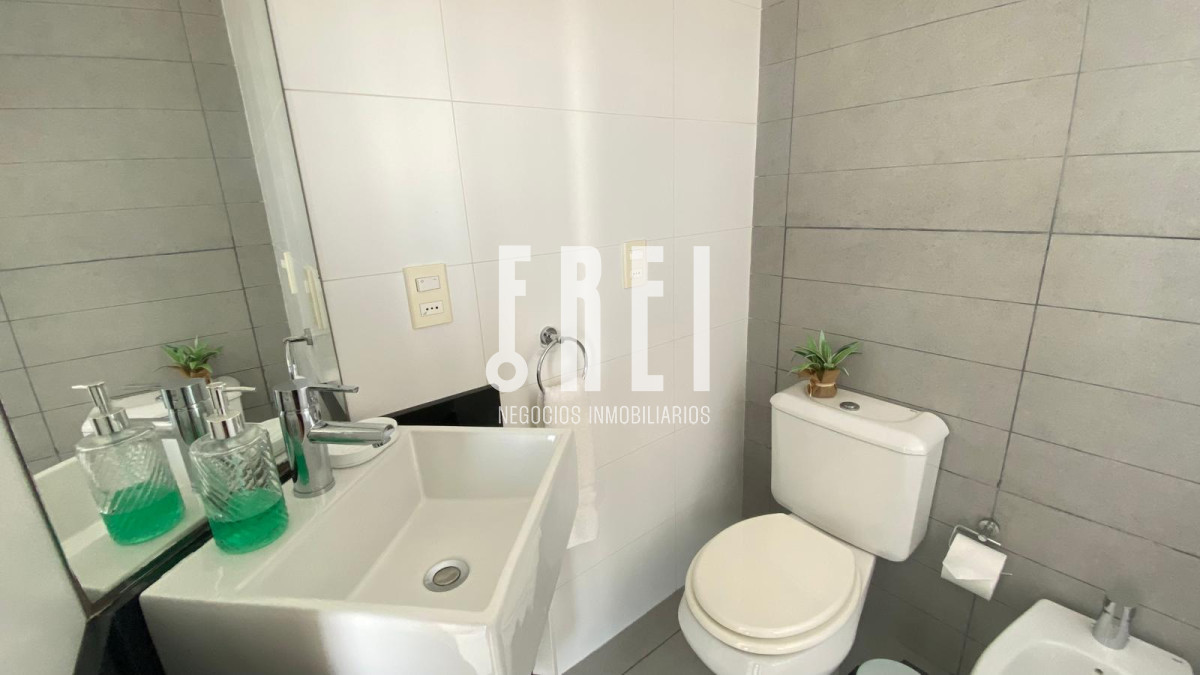 Apartamento ID.33 - Excelente oportunidad en la Península con vistas al mar