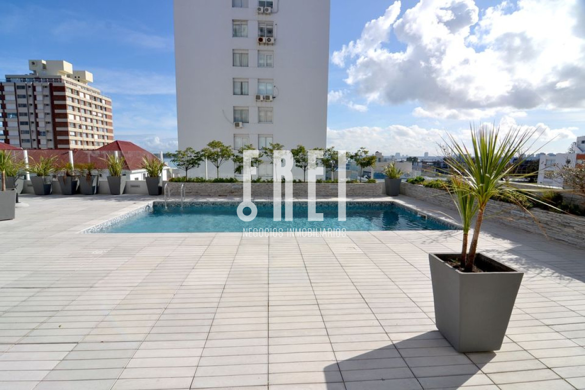 Apartamento ID.33 - Excelente oportunidad en la Península con vistas al mar