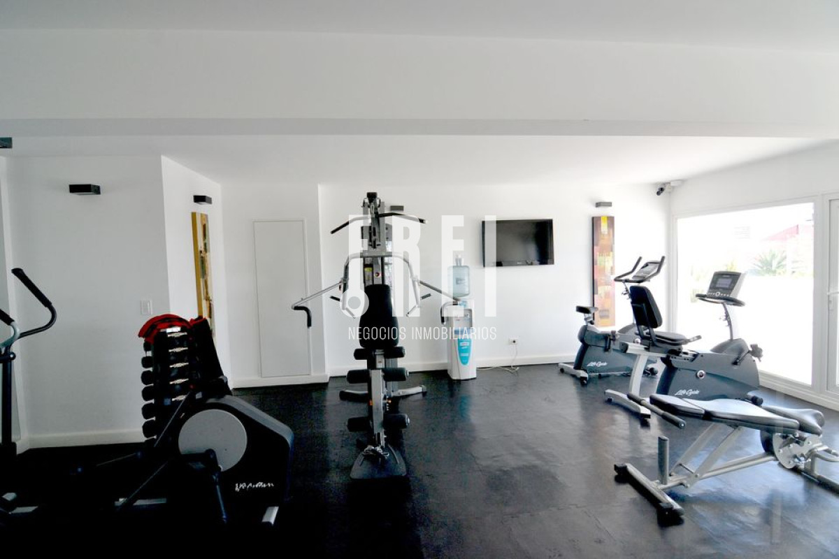 Apartamento ID.33 - Excelente oportunidad en la Península con vistas al mar