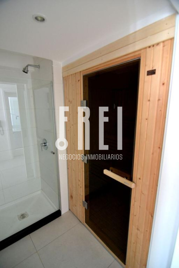 Apartamento ID.33 - Excelente oportunidad en la Península con vistas al mar