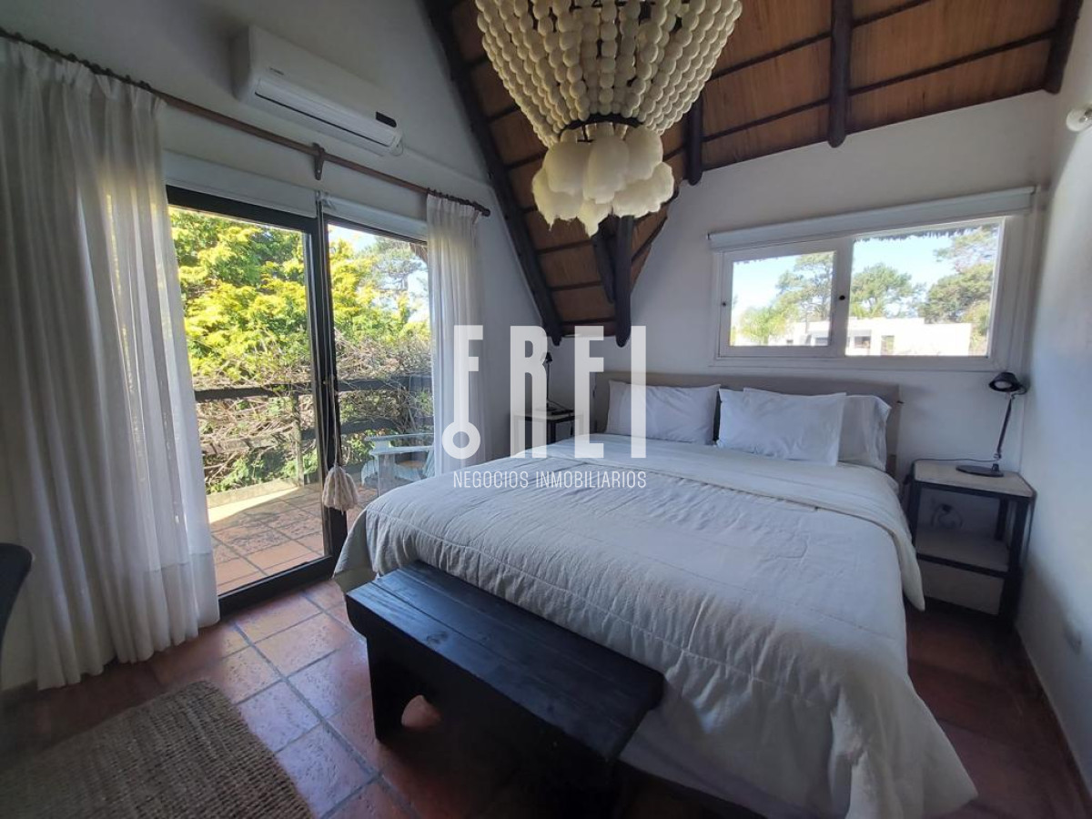 Casa ID.11 - Casa en Rincón del Indio 3 dormitorios piscina