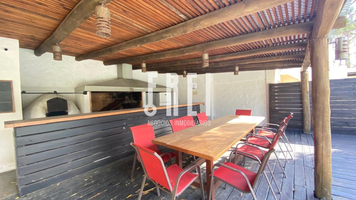 Casa ID.9 - Casa en venta y alquiler anual, en Mansa.