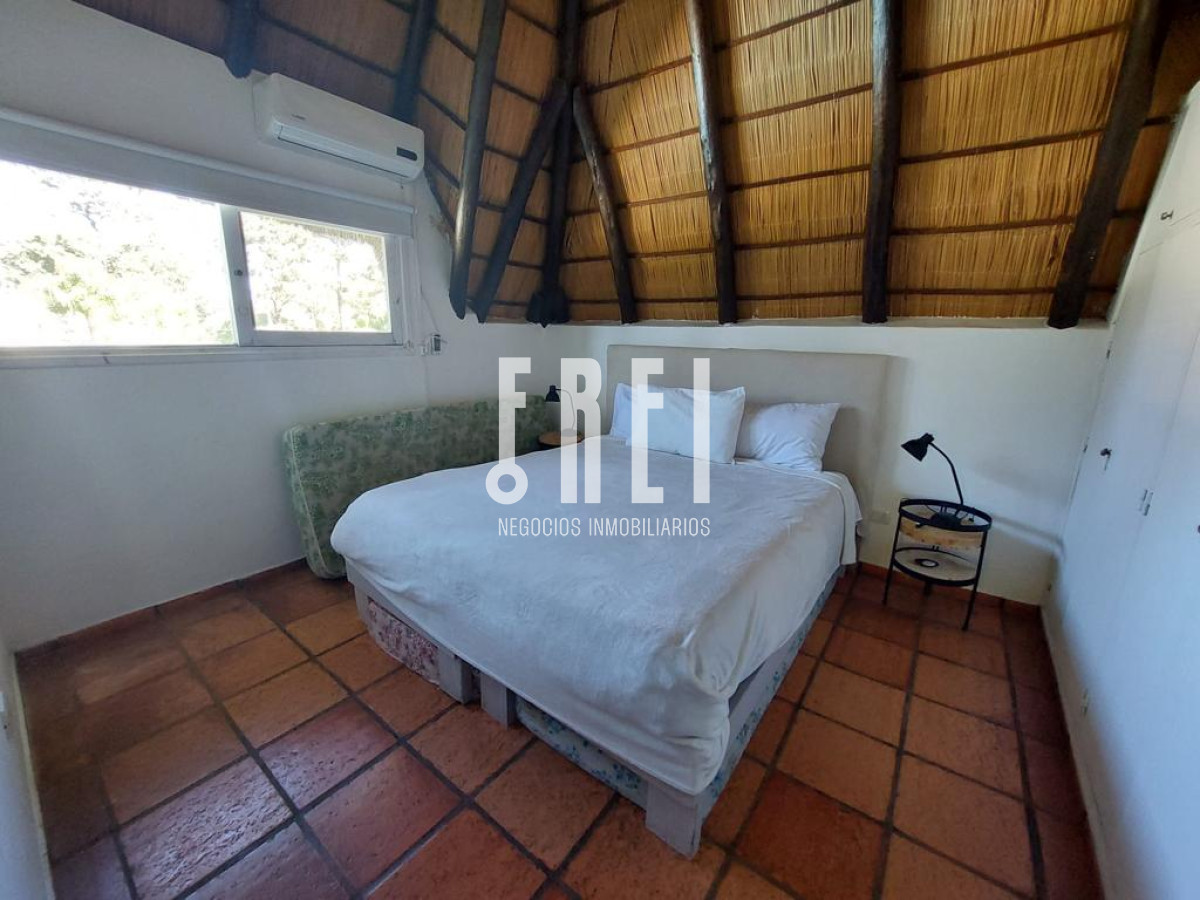 Casa ID.11 - Casa en Rincón del Indio 3 dormitorios piscina