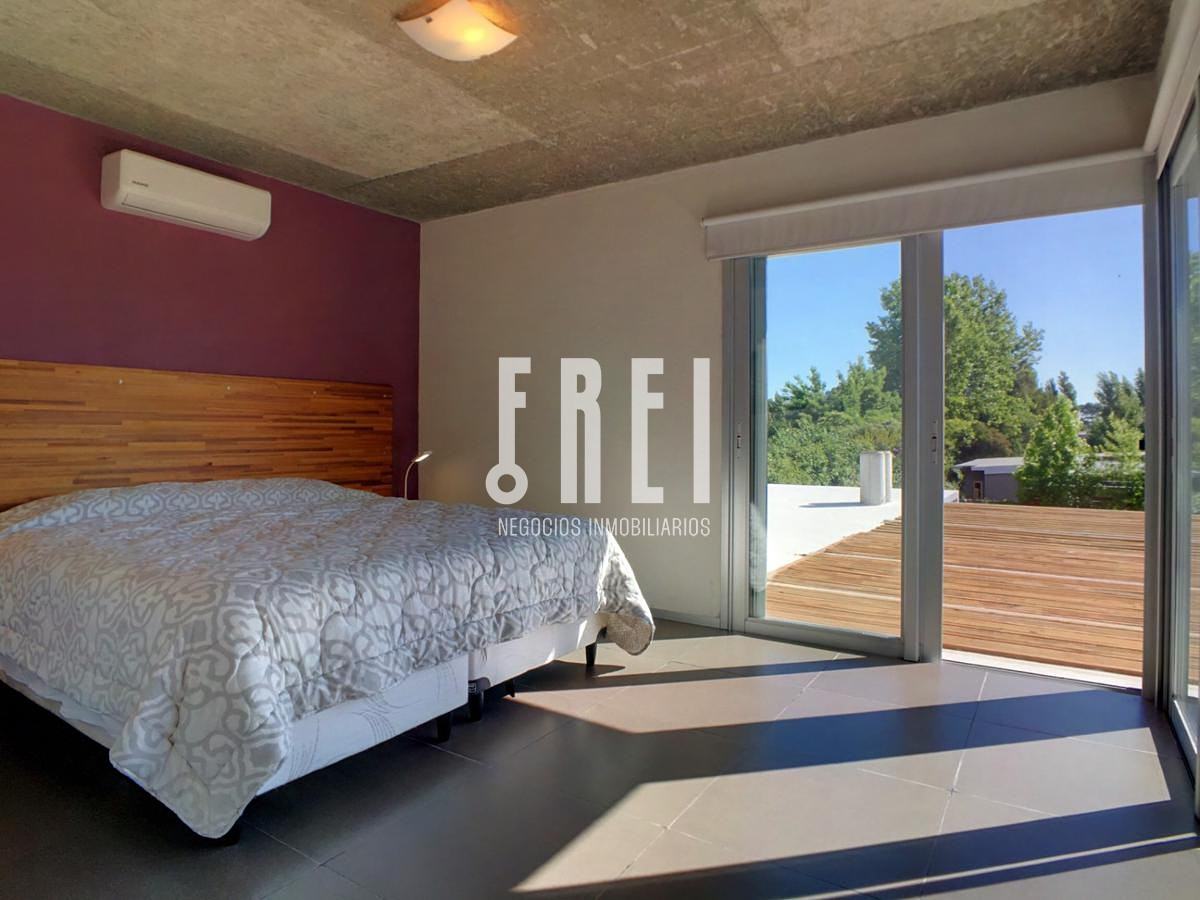 Casa ID.29 - Casa en Barrio Privado 4 dormitorios con piscina