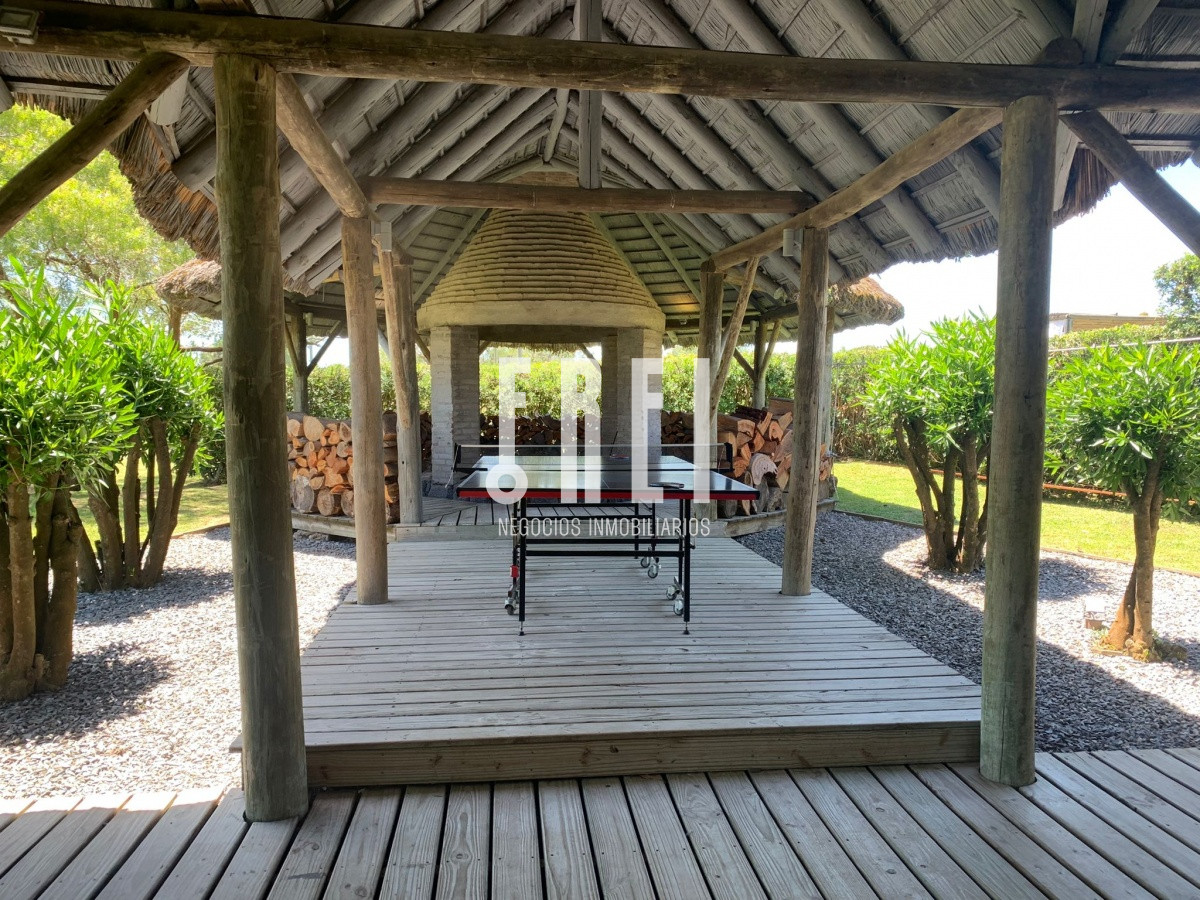 Casa ID.23 - Moderna casa en El Quijote en venta y alquiler