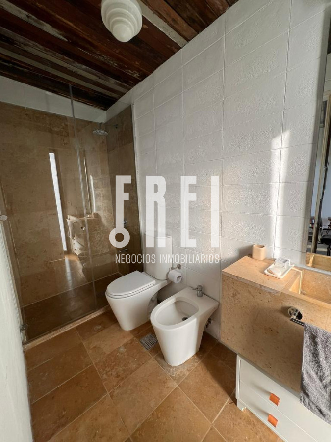 Casa ID.24 - Moderna casa en venta en Punta Piedras