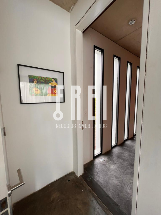 Casa ID.24 - Moderna casa en venta en Punta Piedras