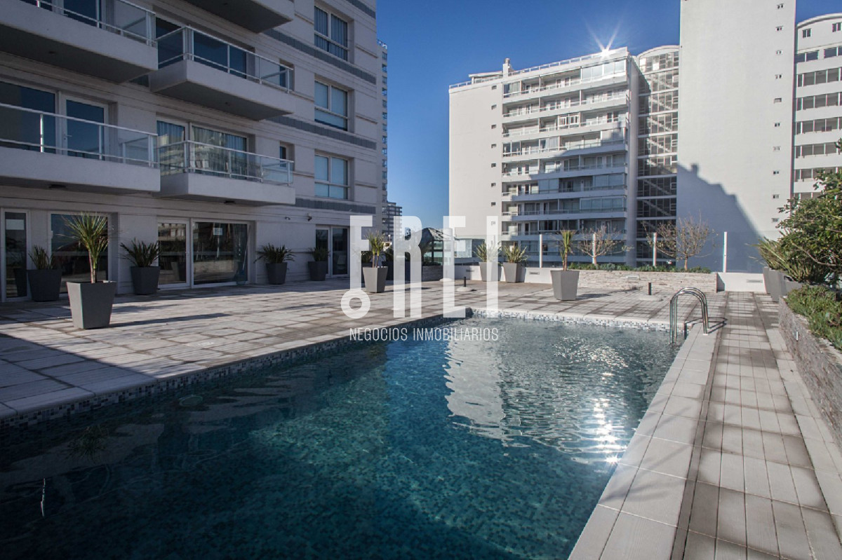 Apartamento ID.33 - Excelente oportunidad en la Península con vistas al mar