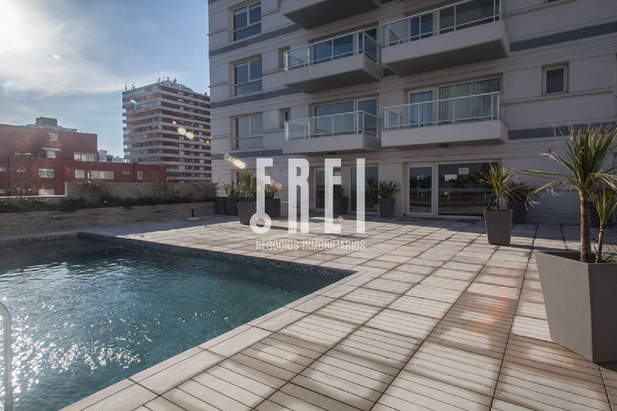 Apartamento ID.33 - Excelente oportunidad en la Península con vistas al mar