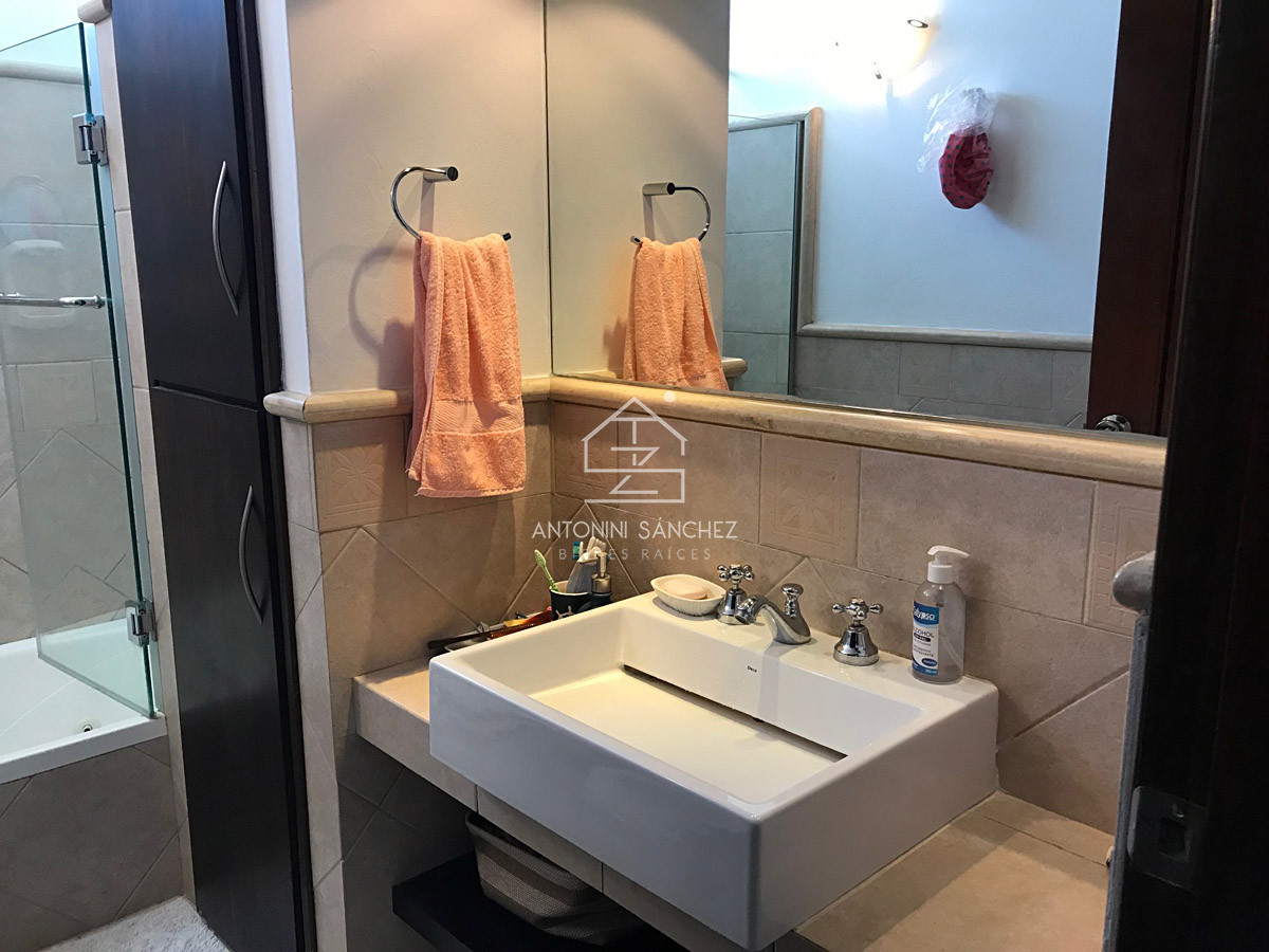 Casa ID.3040 - Casa en Mansa 4 dormitorios con piscina y barbacoa