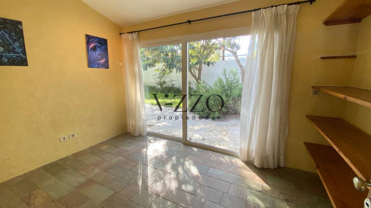 Casa ID.740/Casa-en-venta-y-alquiler-anual,-en-Mansa. - Casa en venta y alquiler anual, en Mansa.
