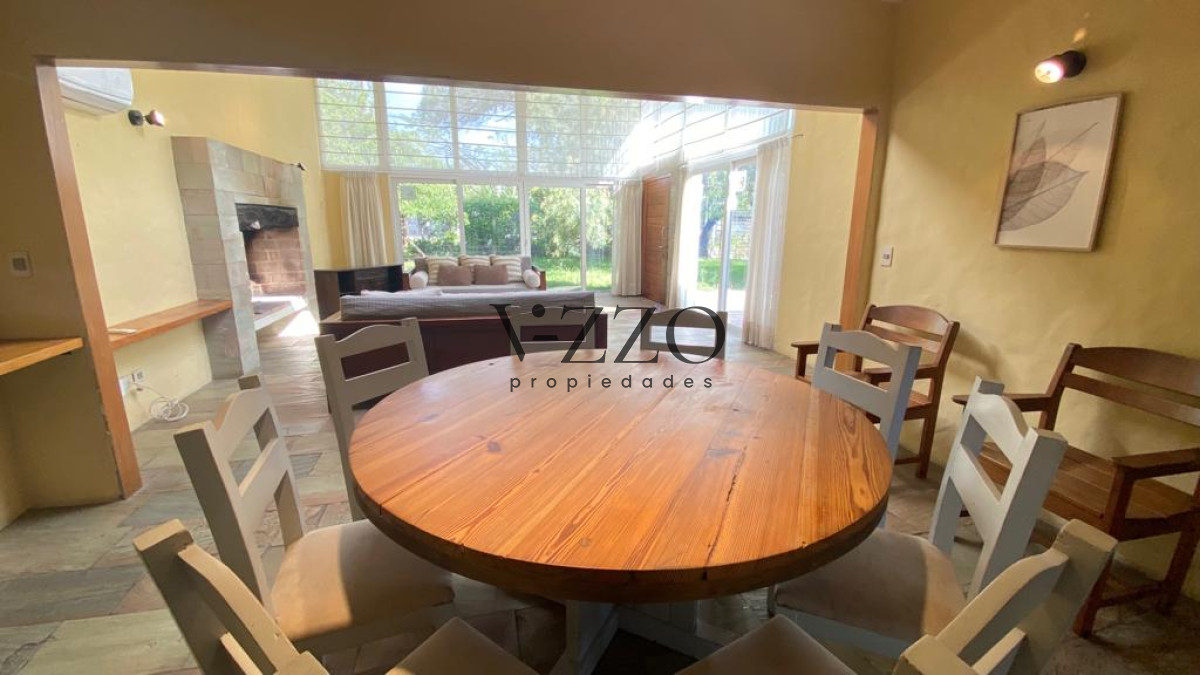 Casa ID.740/Casa-en-venta-y-alquiler-anual,-en-Mansa. - Casa en venta y alquiler anual, en Mansa.