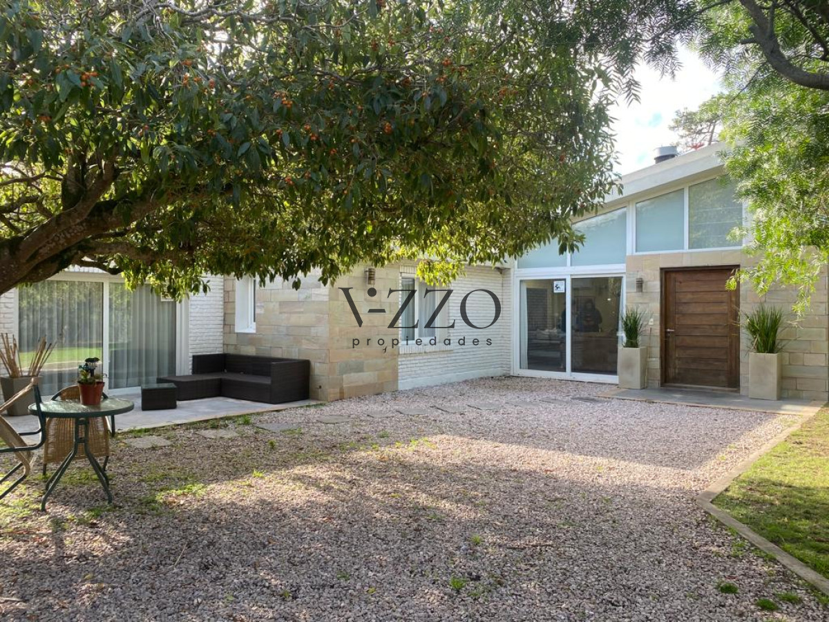 Casa ID.740/Casa-en-venta-y-alquiler-anual,-en-Mansa. - Casa en venta y alquiler anual, en Mansa.