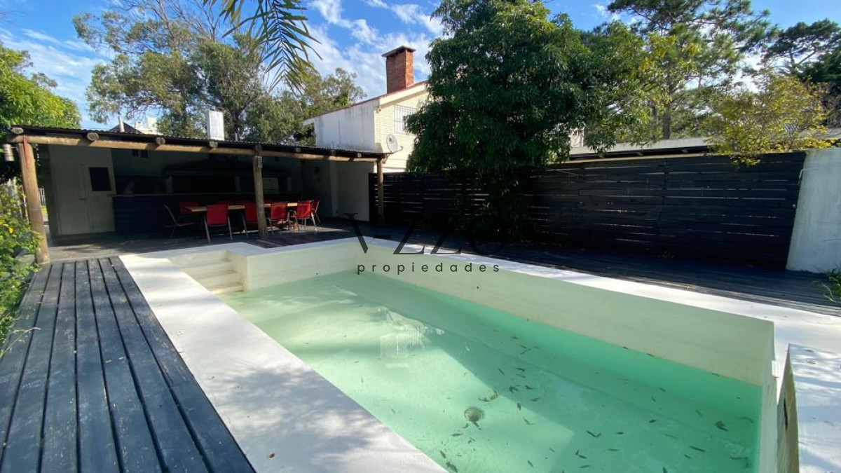 Casa ID.740/Casa-en-venta-y-alquiler-anual,-en-Mansa. - Casa en venta y alquiler anual, en Mansa.