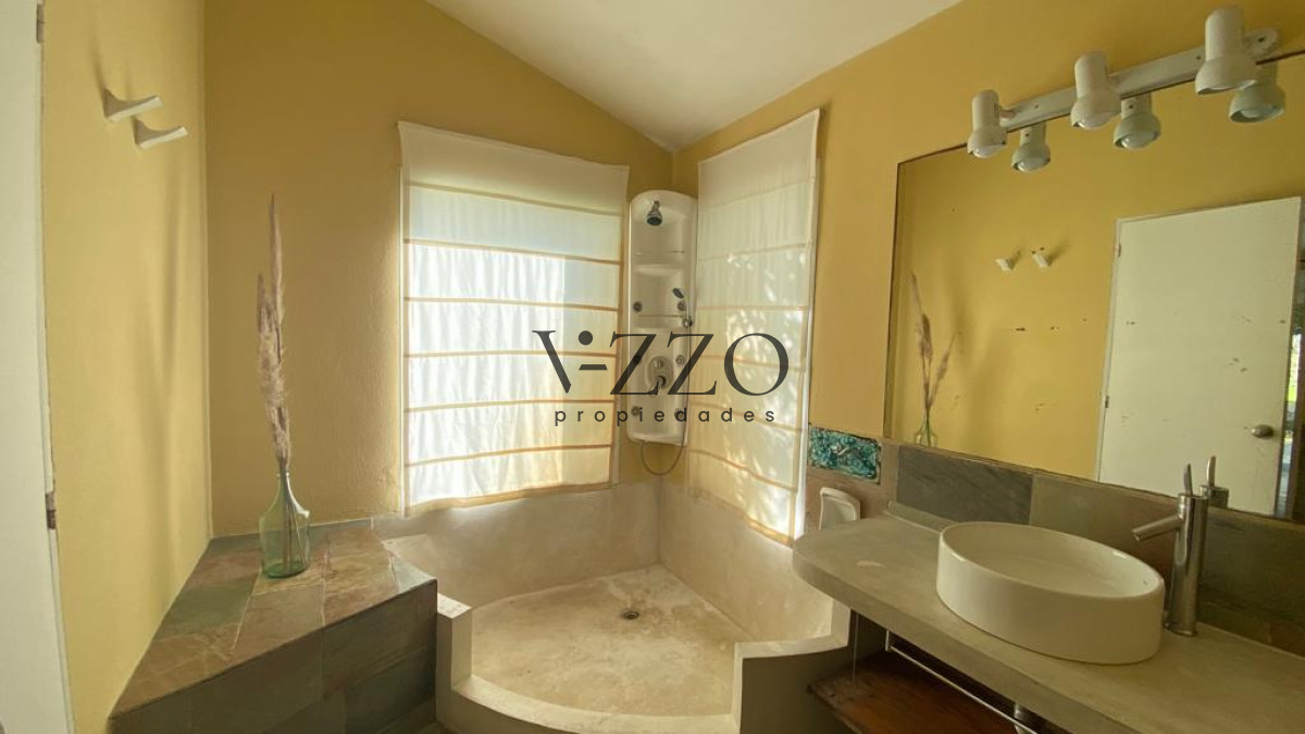 Casa ID.740/Casa-en-venta-y-alquiler-anual,-en-Mansa. - Casa en venta y alquiler anual, en Mansa.