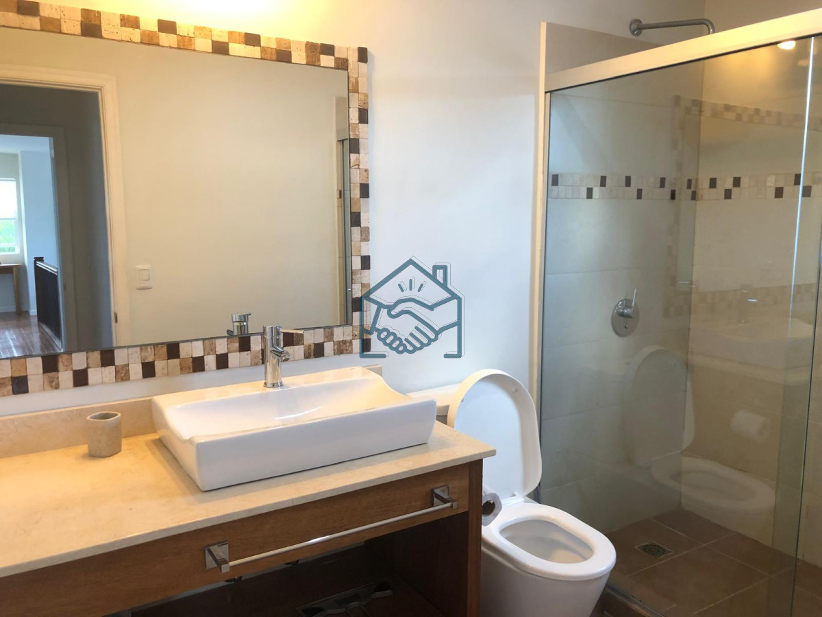 Casa ID.1035/Casa-en-Rincón-del-Indio-3-dormitorios-con-parrillero - Casa en Rincón del Indio 3 dormitorios con parrillero