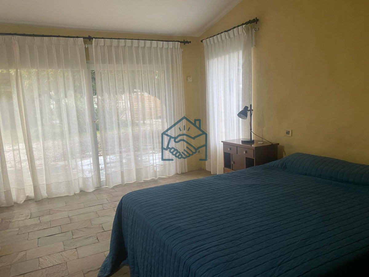 Casa ID.740/Casa-en-venta-y-alquiler-anual,-en-Mansa. - Casa en venta y alquiler anual, en Mansa.