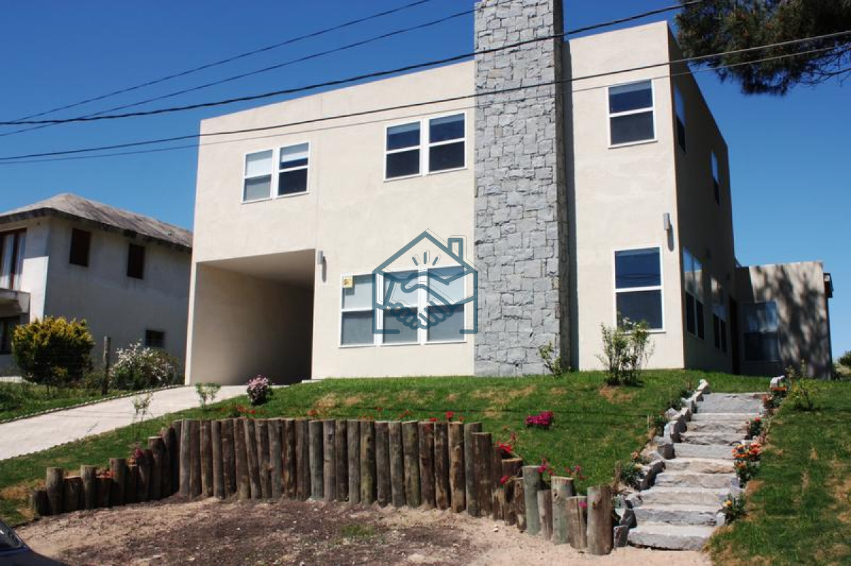Casa ID.1035/Casa-en-Rincón-del-Indio-3-dormitorios-con-parrillero - Casa en Rincón del Indio 3 dormitorios con parrillero