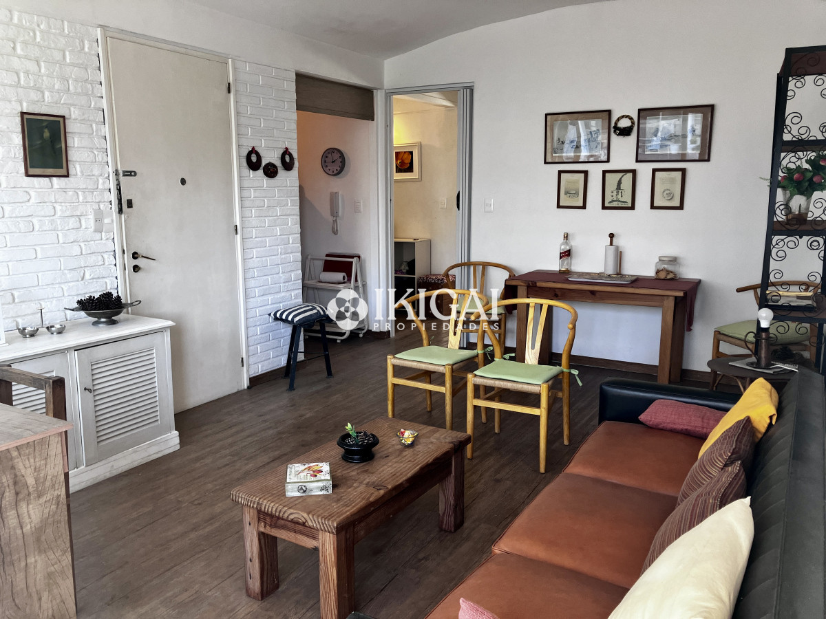 Apartamento ID.571 - Apartamento en venta en Península con balcón.